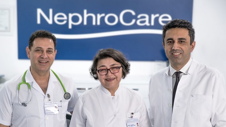 [Translate to Slovenia:] The NephroCare team 