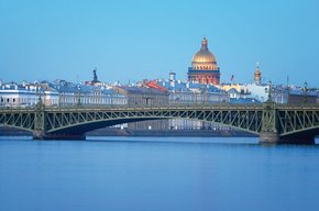 Most v Sankt Peterburgu